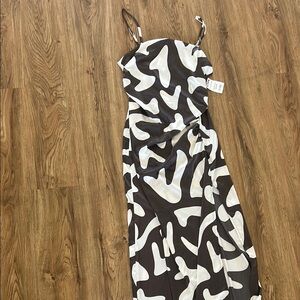 Brown and White Pattern Spaghetti Strap Maxi Sundress with Slit